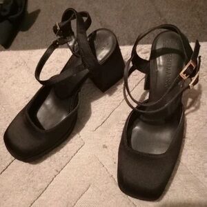 Elegant Black Block Heel Sandals